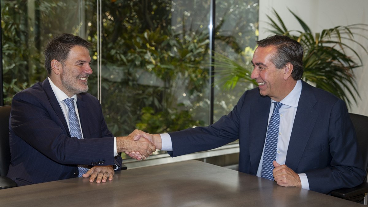Acerinox e Ignis impulsan la descarbonización y la competitividad en la fábrica del Campo de Gibraltar con dos proyectos innovadores