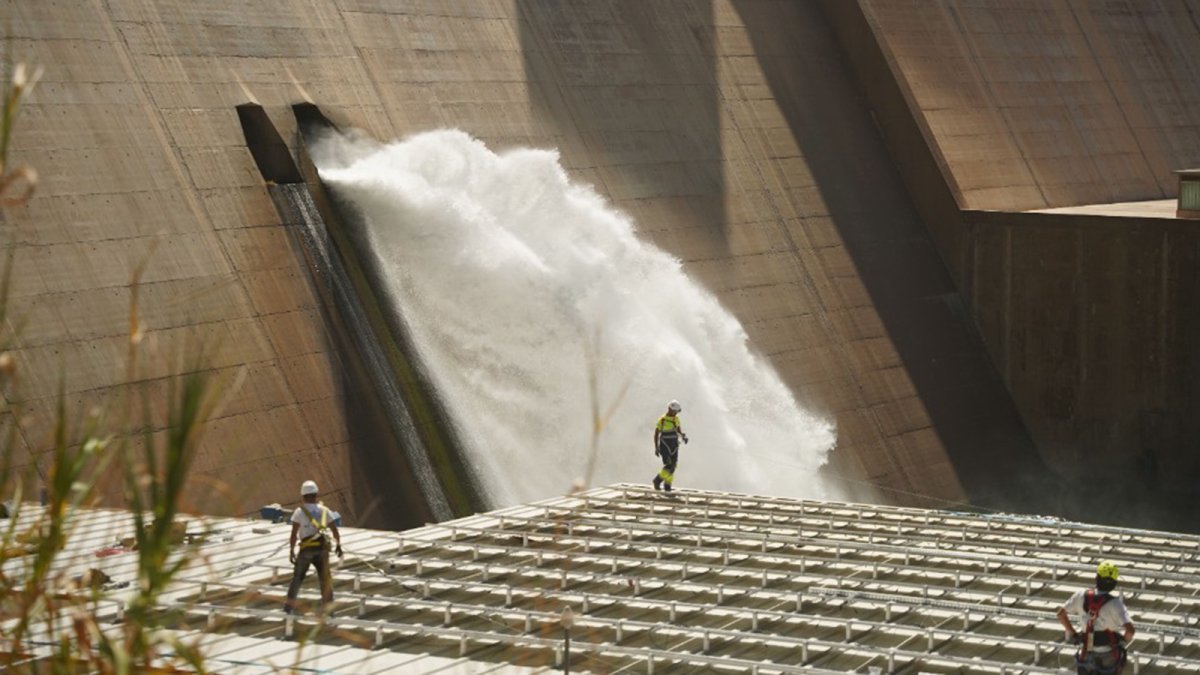 Cuerva pone en marcha la central hidroeléctrica de Rules tras dos décadas de espera