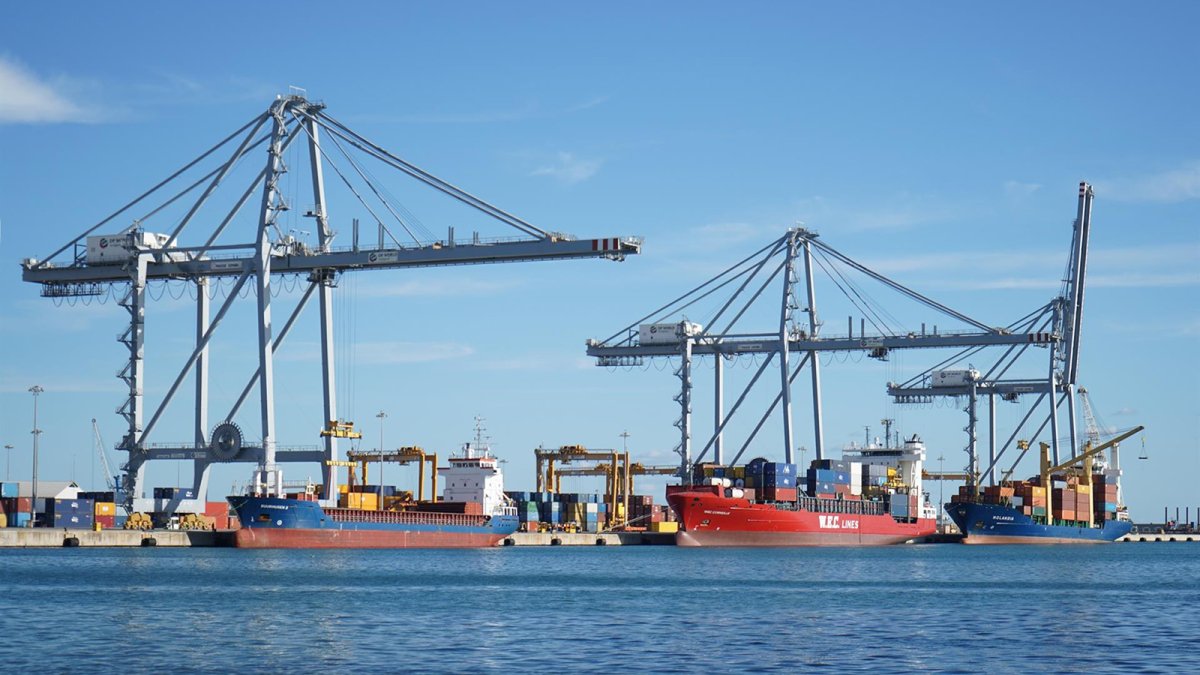 Los precios de exportaciones e importaciones industriales se disparan en septiembre por la energía