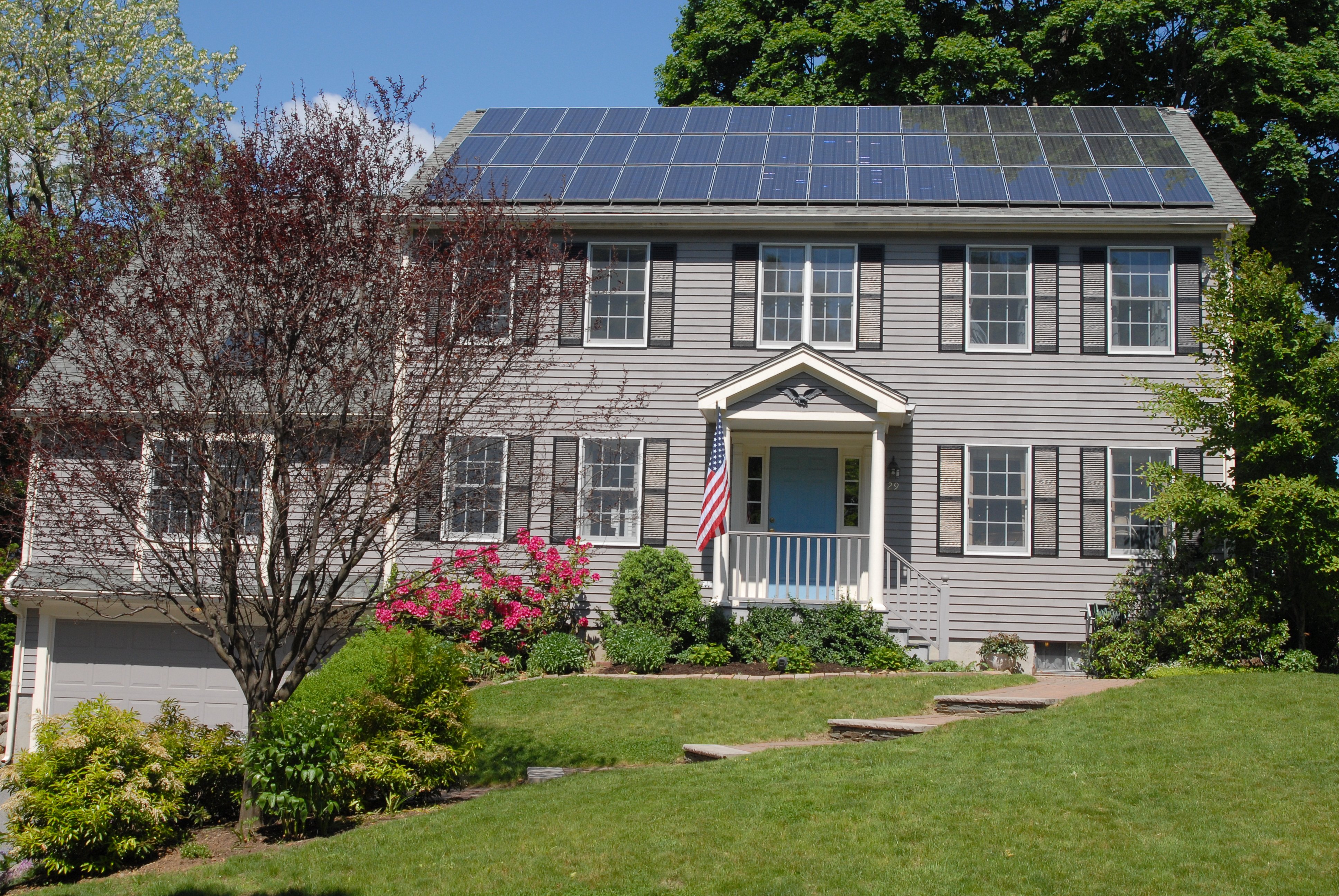 Sistema solar residencial en una vivienda en Estados Unidos. 