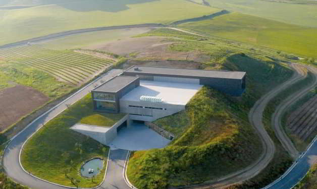 Vista aérea de la bodega Marqués de Terán en La Rioja. FOTO: Marques de Terán.