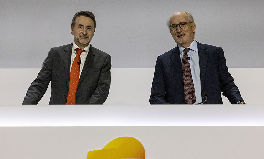 El Presidente de Repsol, Antonio Brufau, y el Consejero Delegado de la compañía, Josu Jon Imaz. FOTO: Repsol