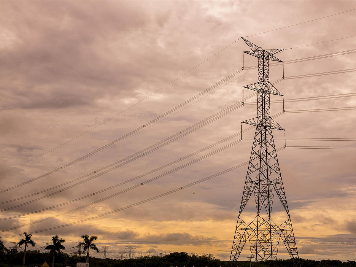 Línea eléctrica de Iberdrola en Brasil. FOTO: Iberdrola