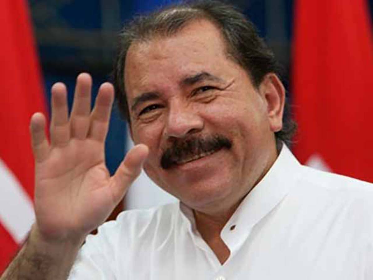 Daniel Ortega preside Nicaragua.