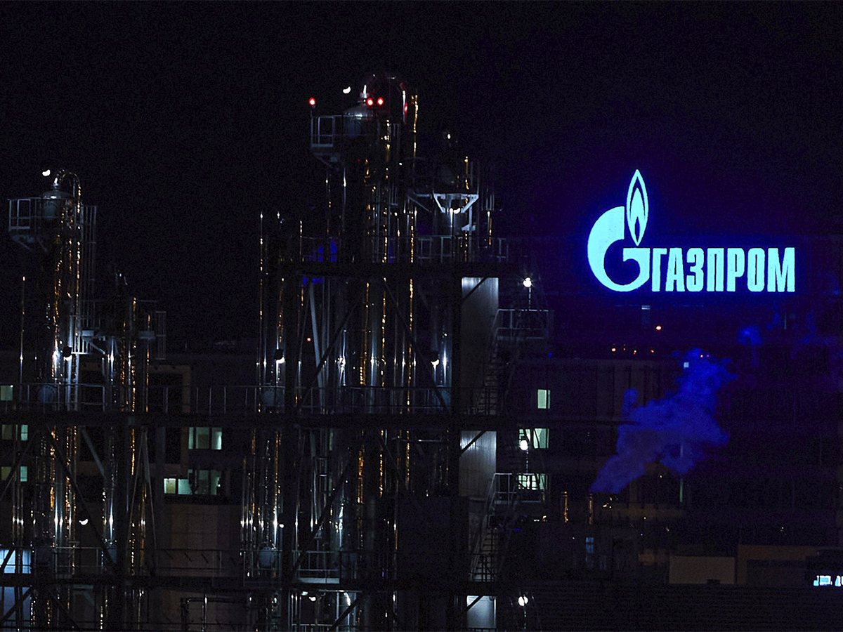 08/03/2022 08 March 2022, Russia, Saint Petersburg: The logo of the energy company Gazprom is seen on a plant of the Russian state-owned corporation in Saint Petersburg. Photo: Stringer/dpa
ECONOMIA INTERNACIONAL
Stringer/dpa