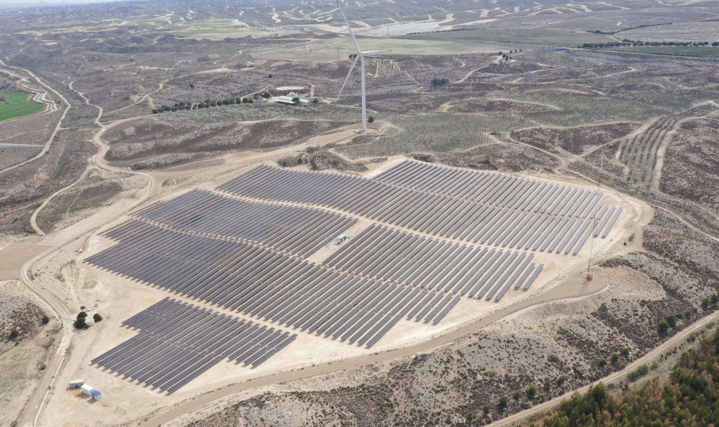 Planta fotovoltaica de Iasol para Exide en Zaragoza. FOTO: Iasol.
