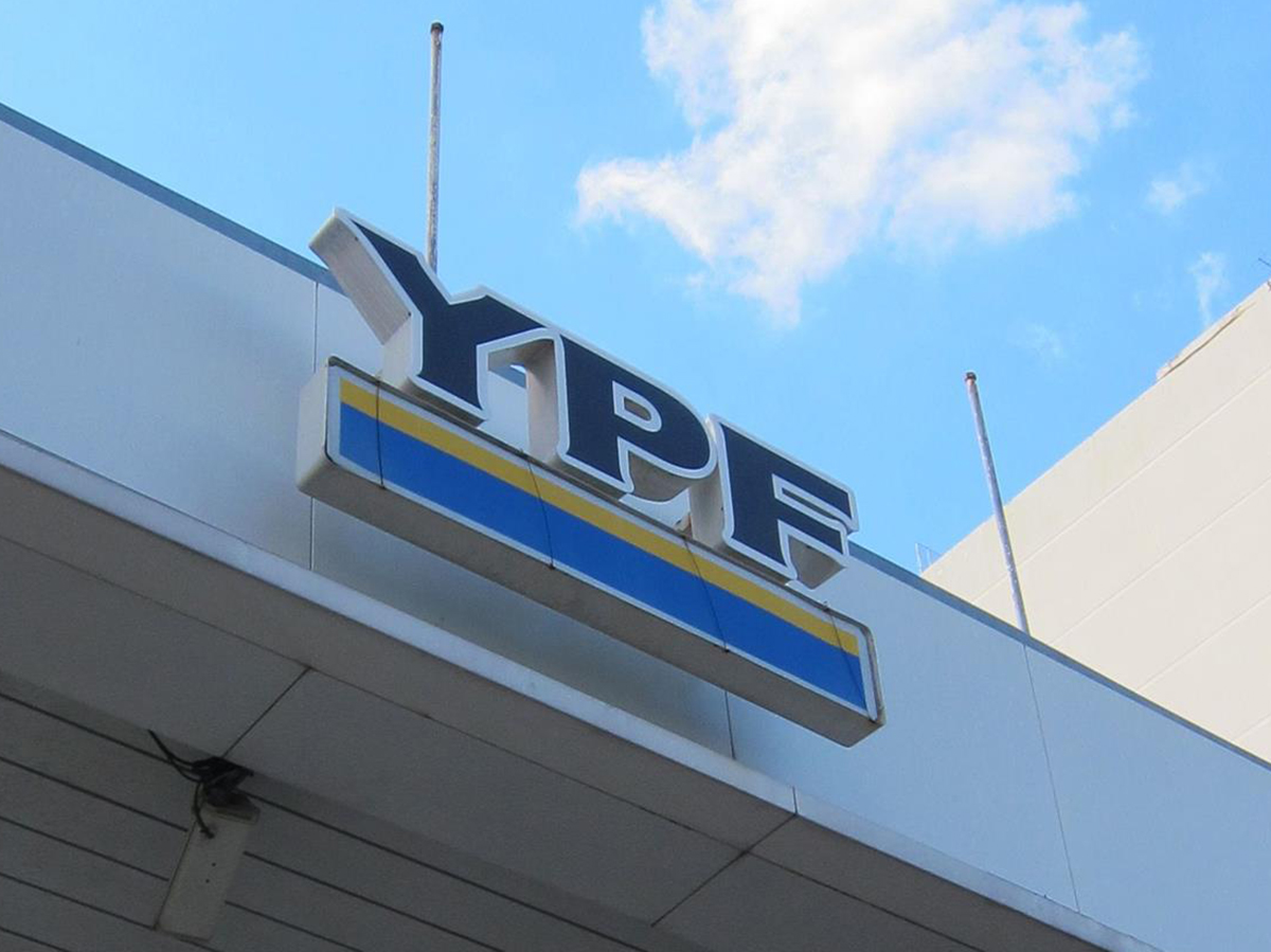 Gasolinera YPF de Buenos Aires (Argentina). FOTO: Europa Press