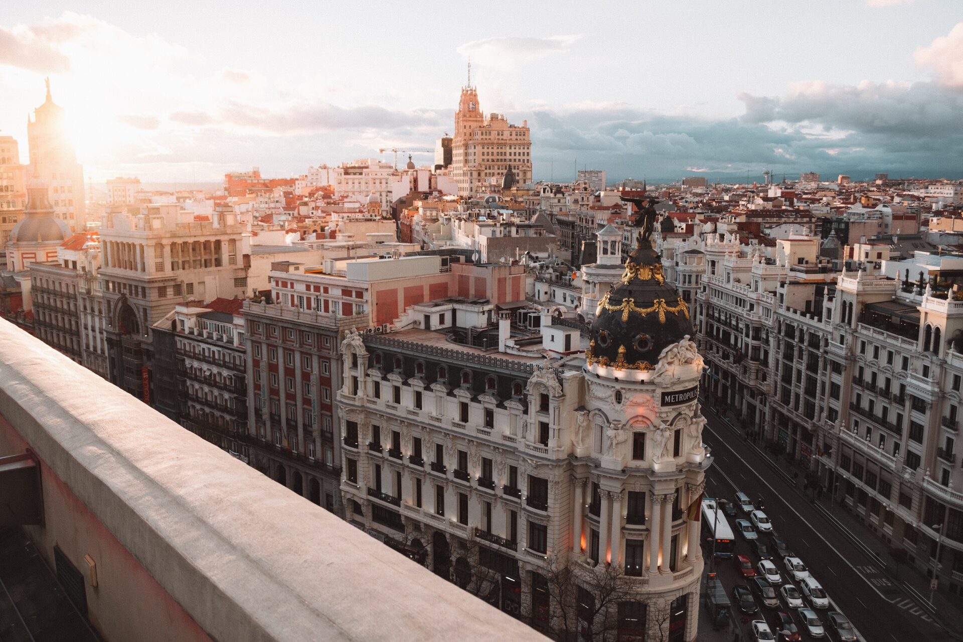 Madrid Solar quiere llenar la capital de paneles solares en los tejados y azoteas.