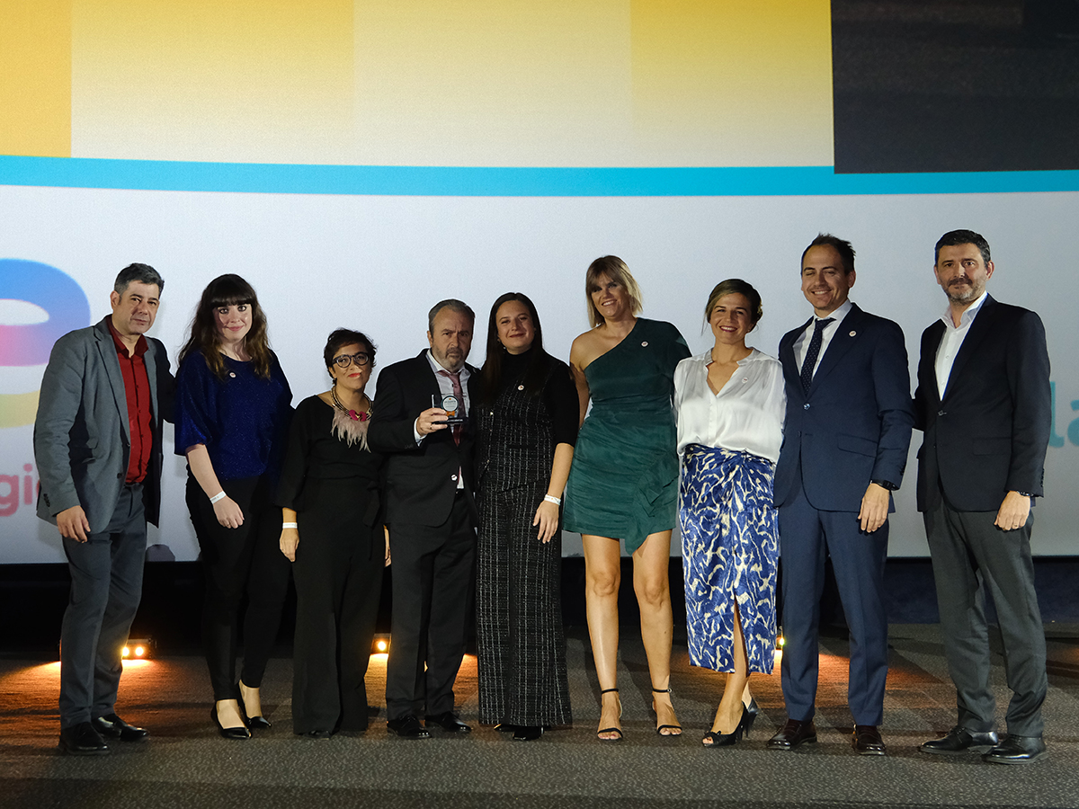 TotalEnergies recibe el premio ‘Mejor Empresa del año’ concedido por los Premios Excelencia Relación con los Clientes en su edición 2023. FOTO: TotalEnergies