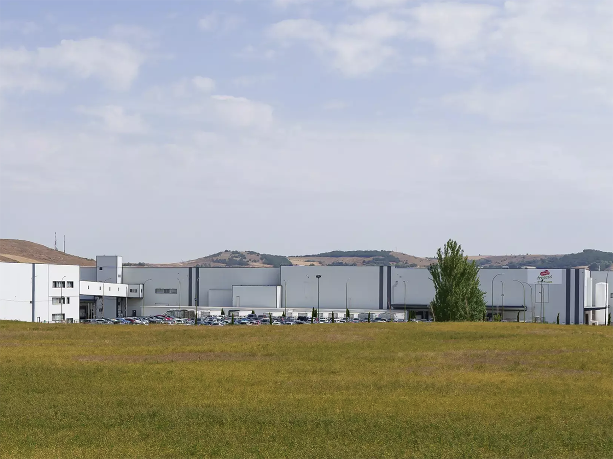 Las instalaciones de Campofrío Frescos en el polígono industrial de Villalonquéjar (Burgos) cuentan con instalaciones de autoconsumo. FOTO: Campofrío Frescos