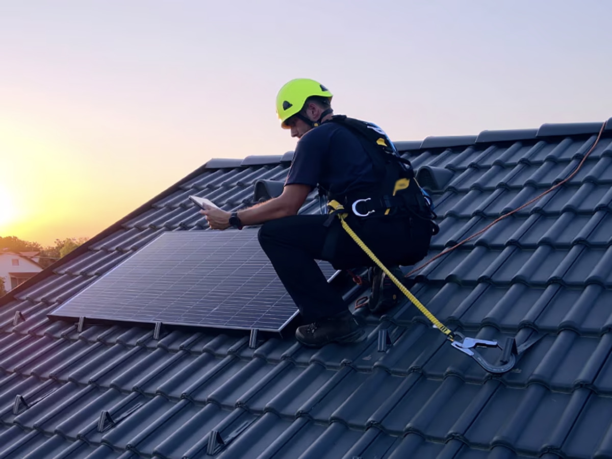 BBVA lanza una oferta a sus clientes que contraten placas solares. FOTO: BBVA