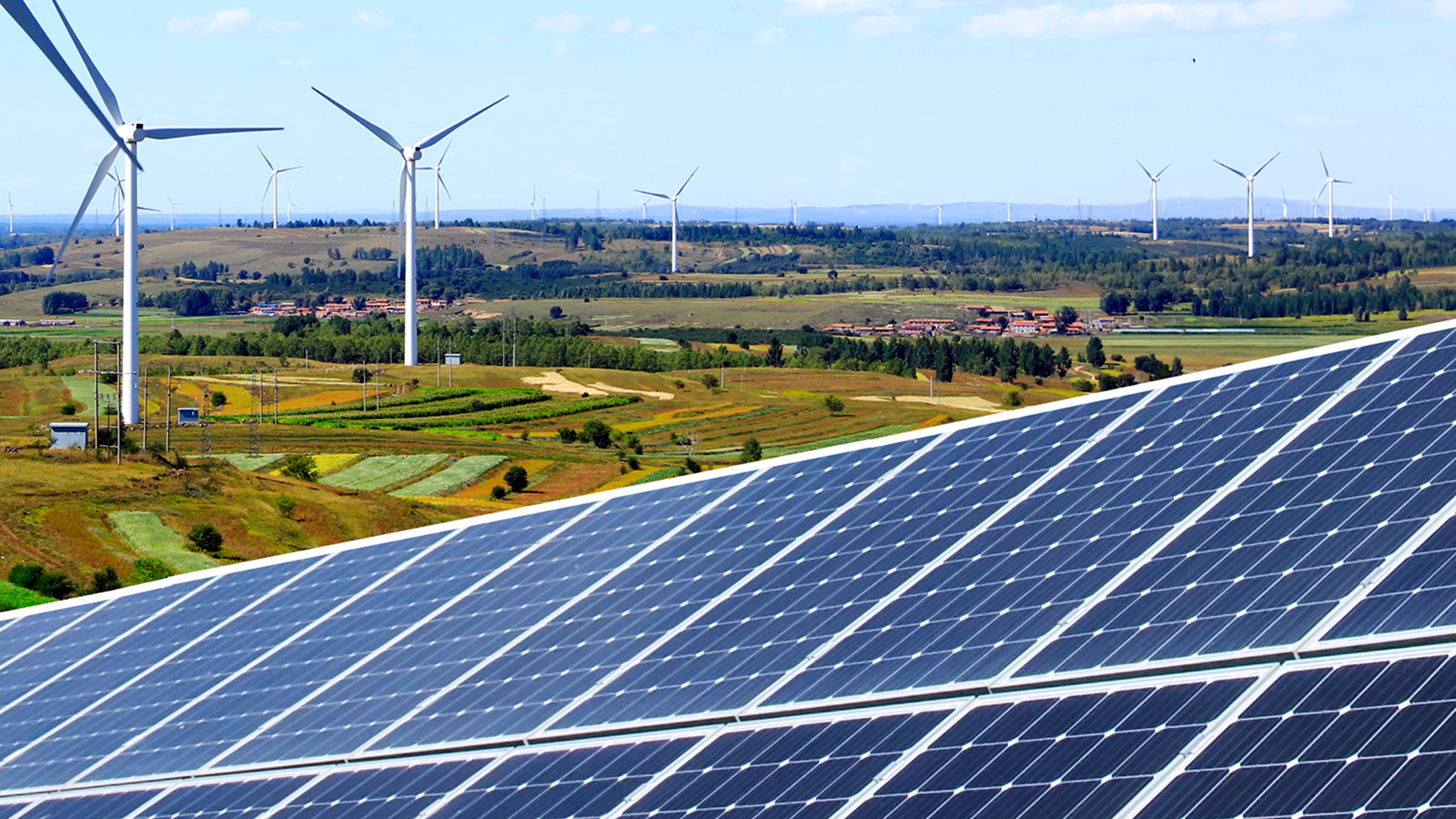 Parque fotovoltaico y eólico de Plenitude.