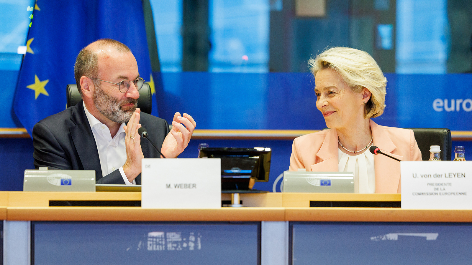 El presidente del PPE, Manfred Weber y la presidenta de la CE, Ursula von der Leyen.