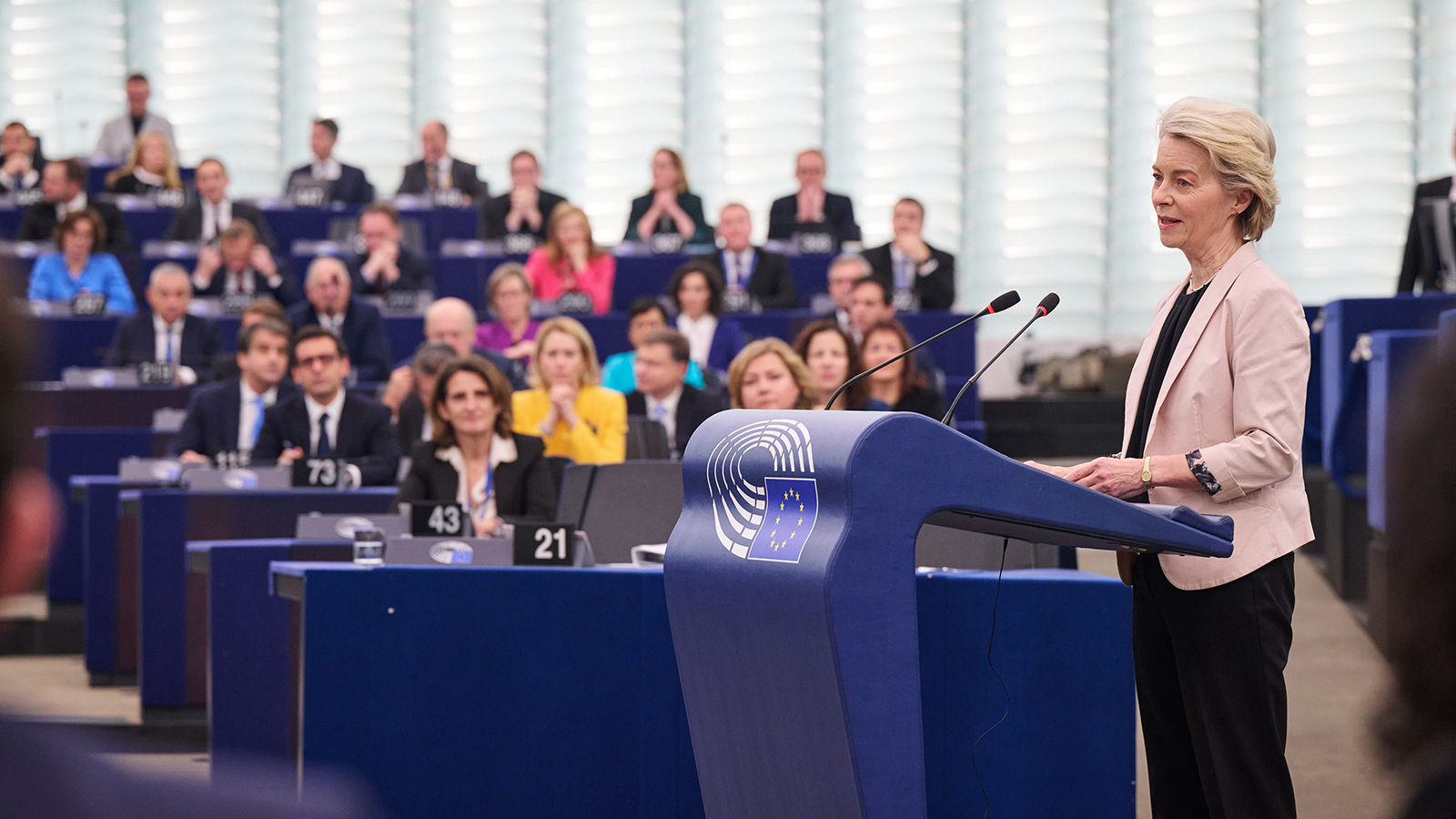 Ursula von der Leyen, presidenta de la CE, participó en el debate plenario del PE sobre el nuevo Colegio de Comisarios y su programa.