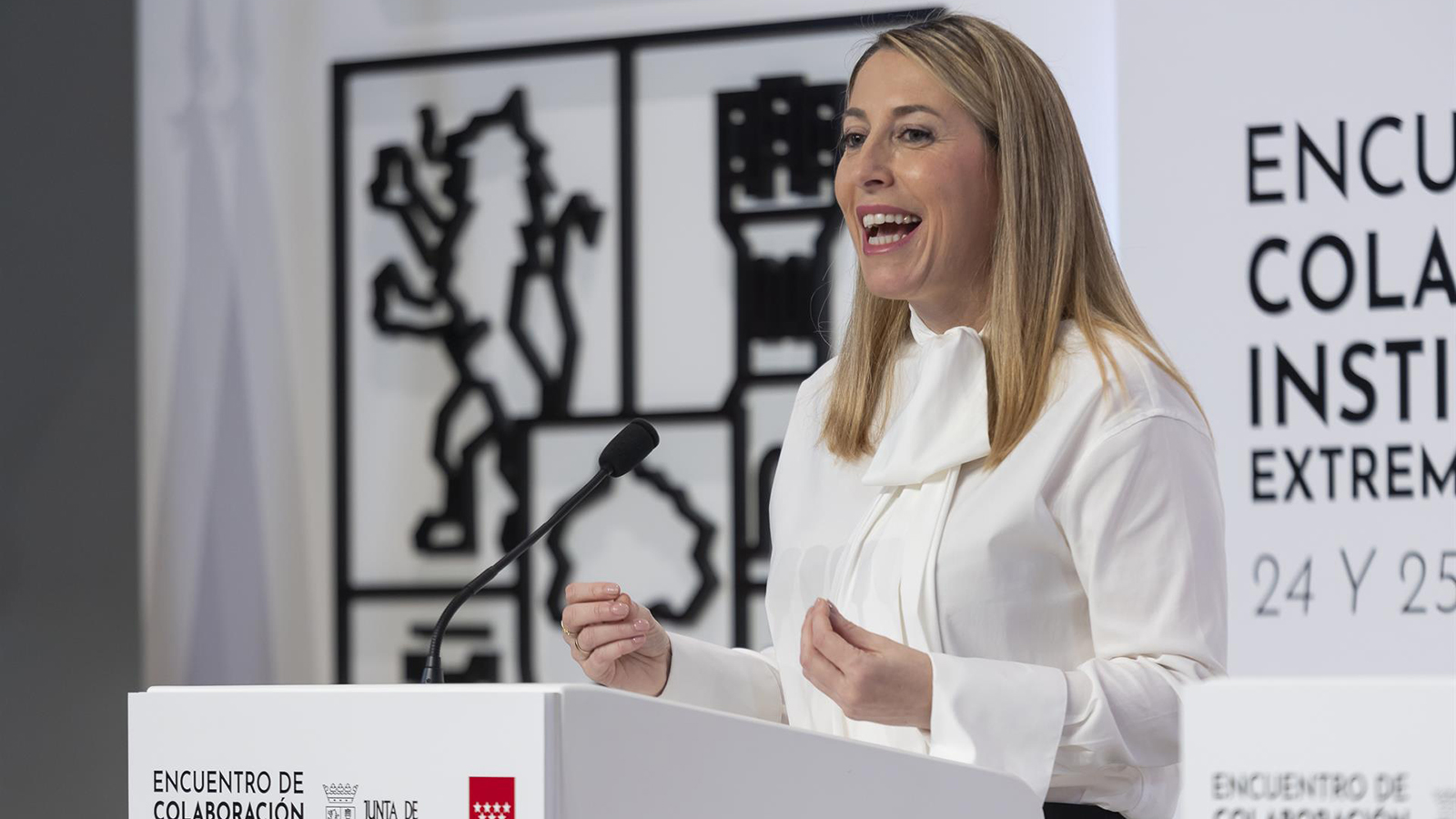 La presidenta de la Junta, María Guardiola, en rueda de prensa tras reunirse con la presidenta de la Comunidad de Madrid, Isabel Díaz Ayuso, en la primera jornada de su viaje institucional a Extremadura. - Jorge Armestar - Europa Press