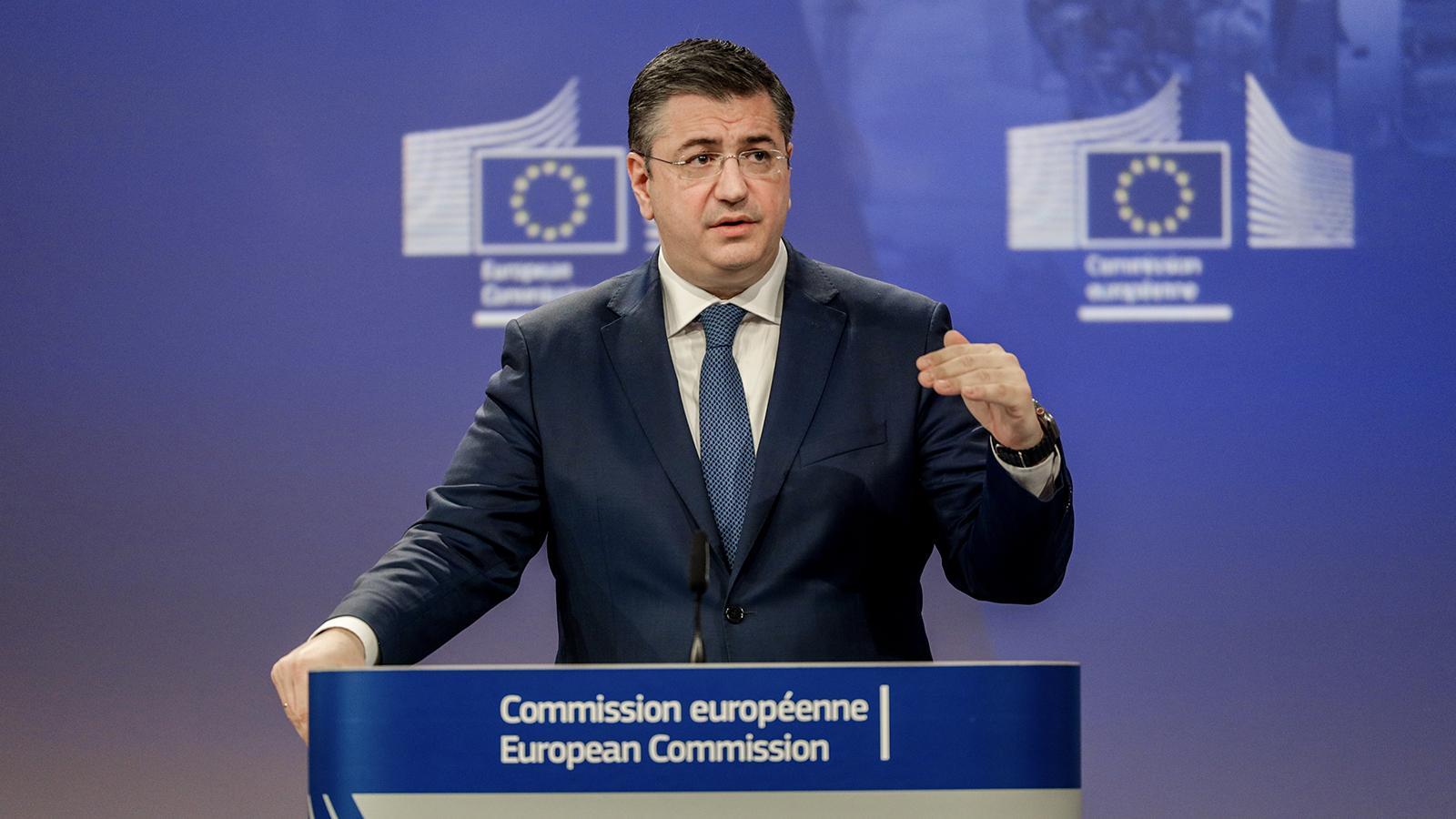 Bruselas insta a los gobiernos a dar ventajas fiscales a flotas ...