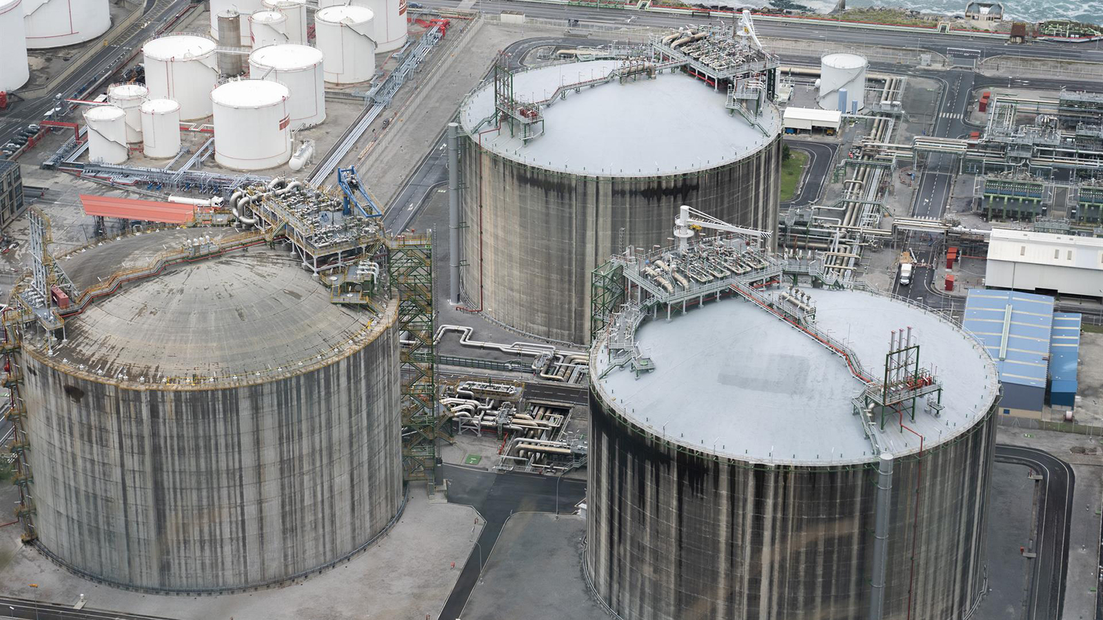 Vista de la planta regasificadora de la Bahía de Vizcaya Gas (BBG). - H.Bilbao - Europa Press