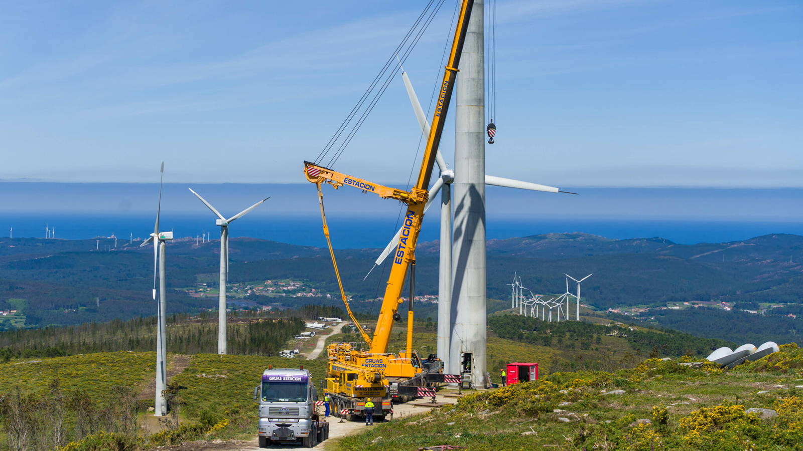 Naturgy inicia la transformación tecnológica del parque eólico de Somozas que reducirá su tamaño a solo 9 aerogeneradores. - Naturgy