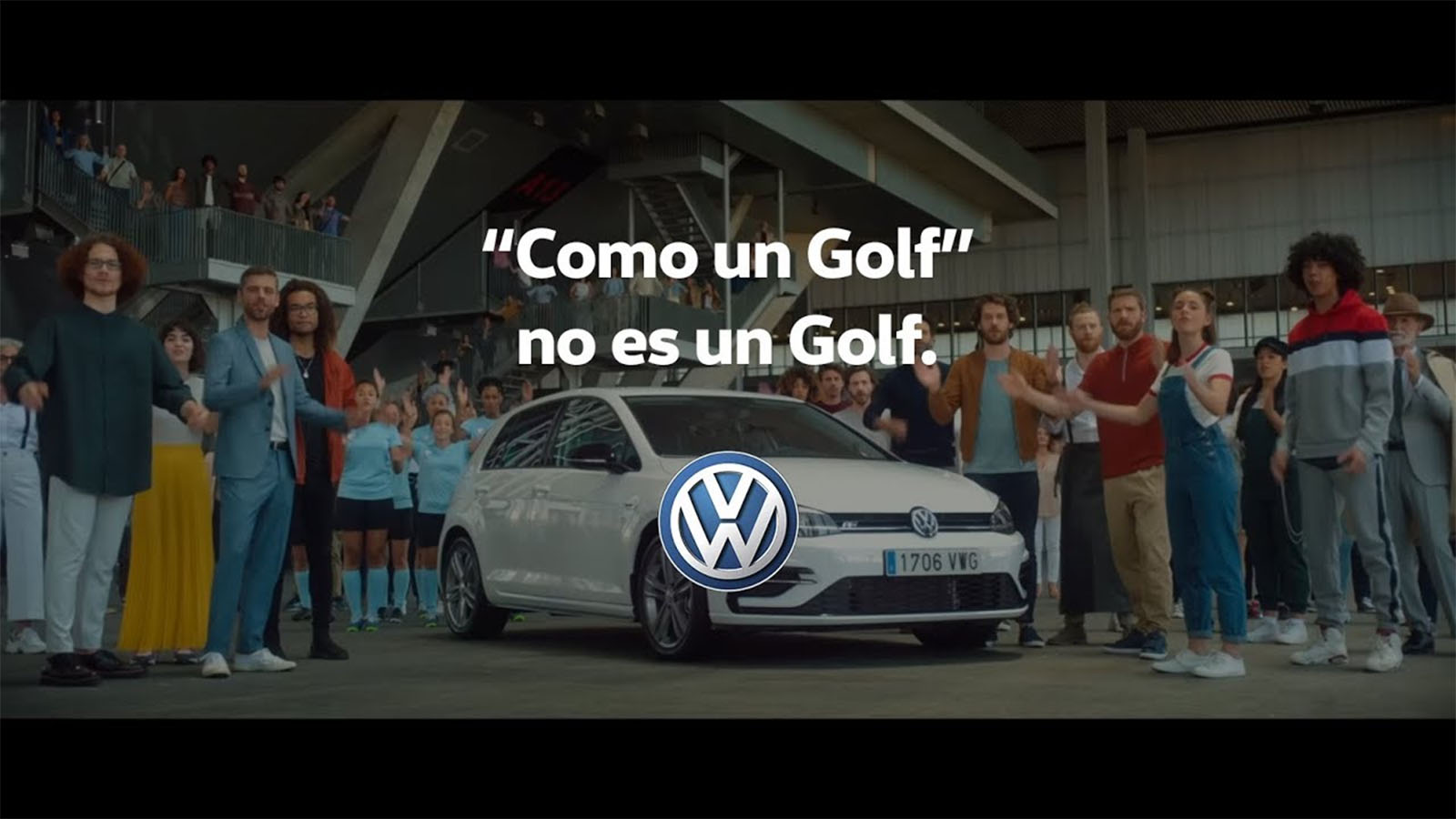 Campaña publicitaria con el VW Golf como protagonista. - VW