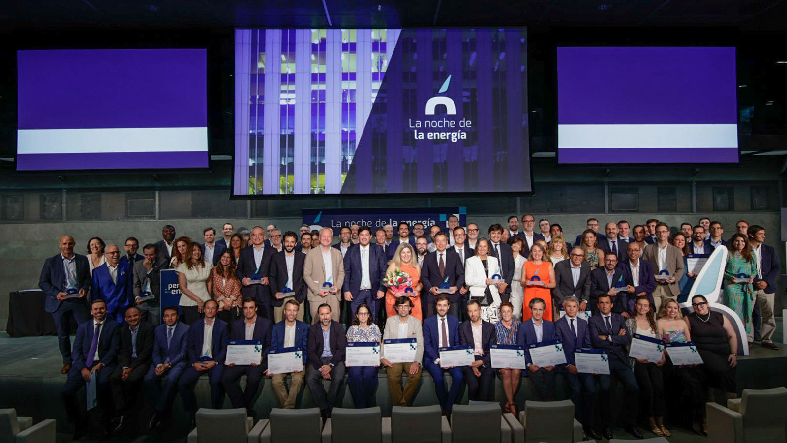 Foto de famlia de los Premios de la Energía. - Daniel Dantamaría - Javier Valeiro