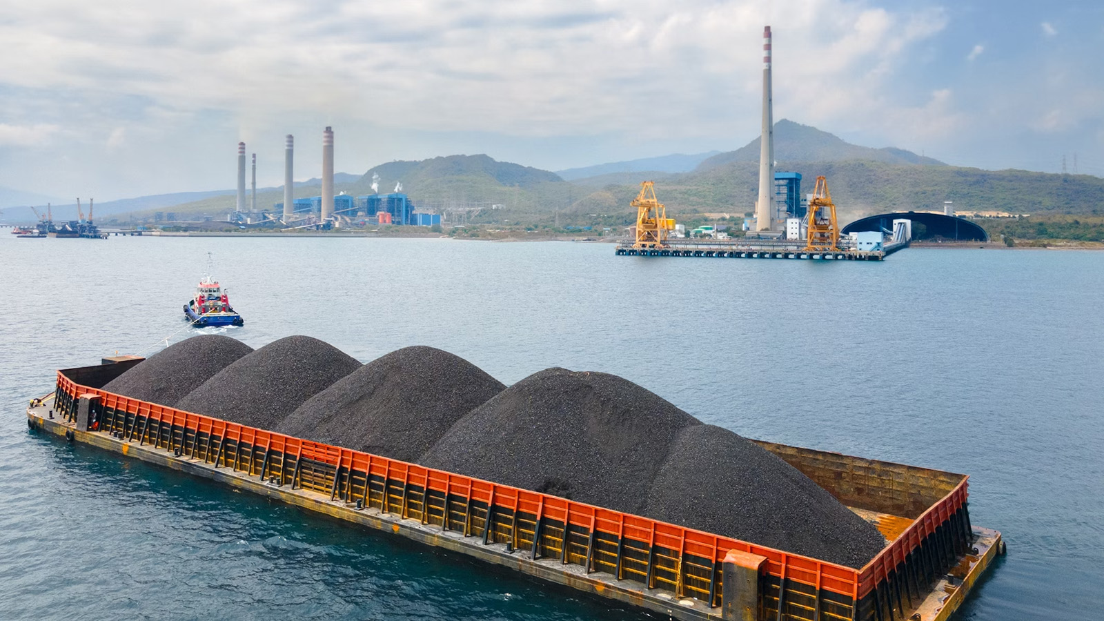 La demanda de carbón permanecerá estable en 2025 y 2026, según las proyecciones de la AIE. - AIE