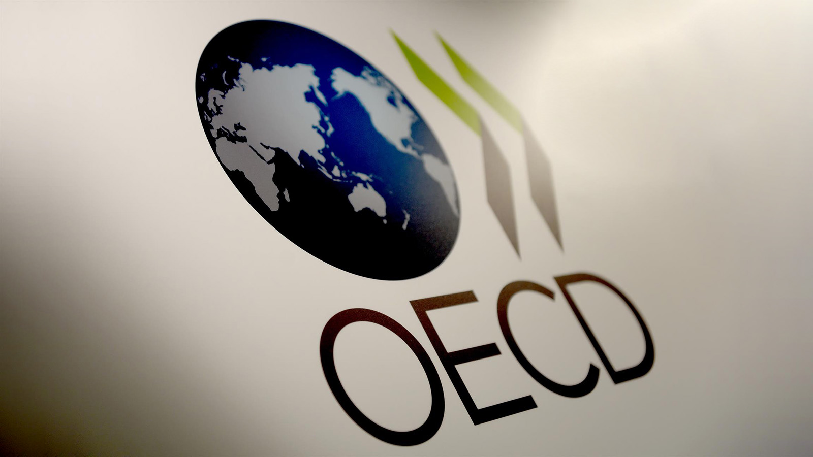 Logo de la Organización para la Cooperación y el Desarrollo Económico (OCDE). - Britta Pedersen/dpa-Zentralbild
