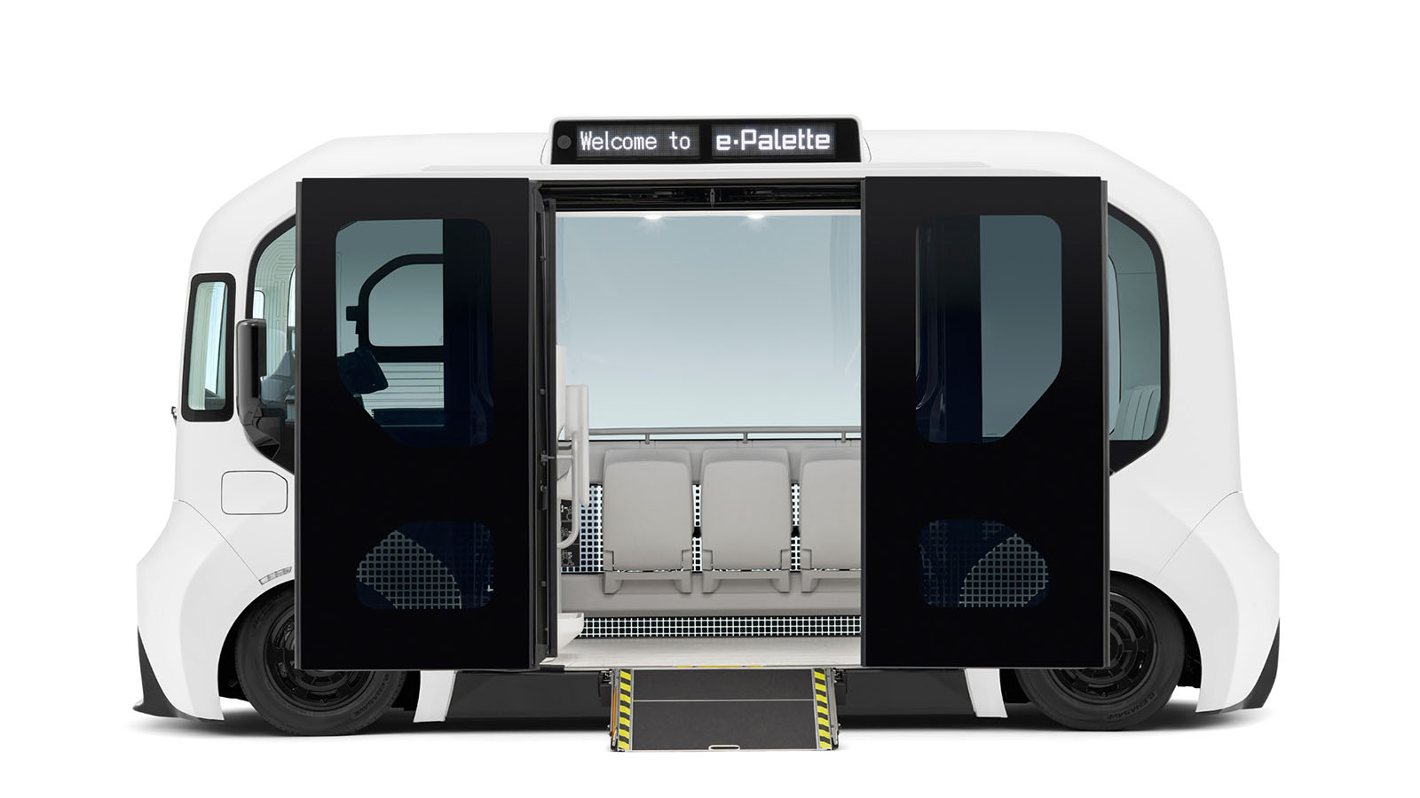 Tiene diferentes usos.  /></p><p>Pensado tanto para flotas corporativas, aeropuertos y campus empresariales como para el entorno público, el Toyota e-Palette impresiona por su <strong>arquitectura modular</strong>: puede funcionar como minibús en horas punta, ofrecer servicios comerciales o convertirse en espacio de entretenimiento avanzado, integrando incluso sistemas de comunicación remota, audiovisión y experiencias inmersivas para los pasajeros durante el trayecto. Así, Toyota responde tanto a necesidades empresariales de transporte eficiente como a las crecientes demandas de servicios móviles y experiencias personalizadas en las urbes modernas.</p>
<blockquote><p>Relacionado:</p><p><a href=