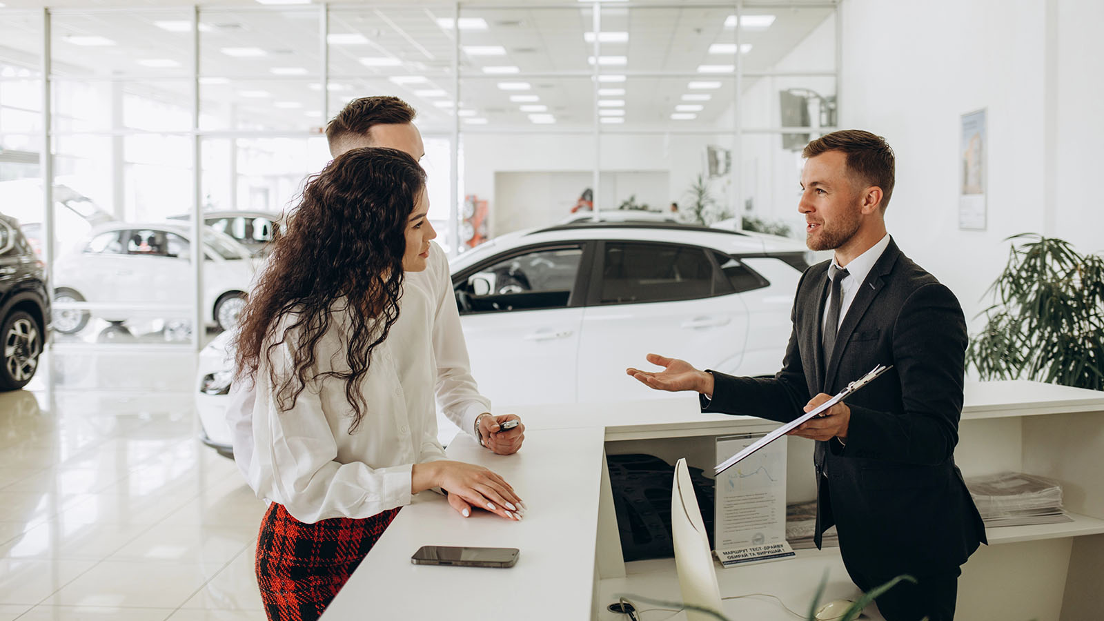 Los números son esenciales.  - Depositphotos /></p><p>El coche eléctrico requiere <a href=