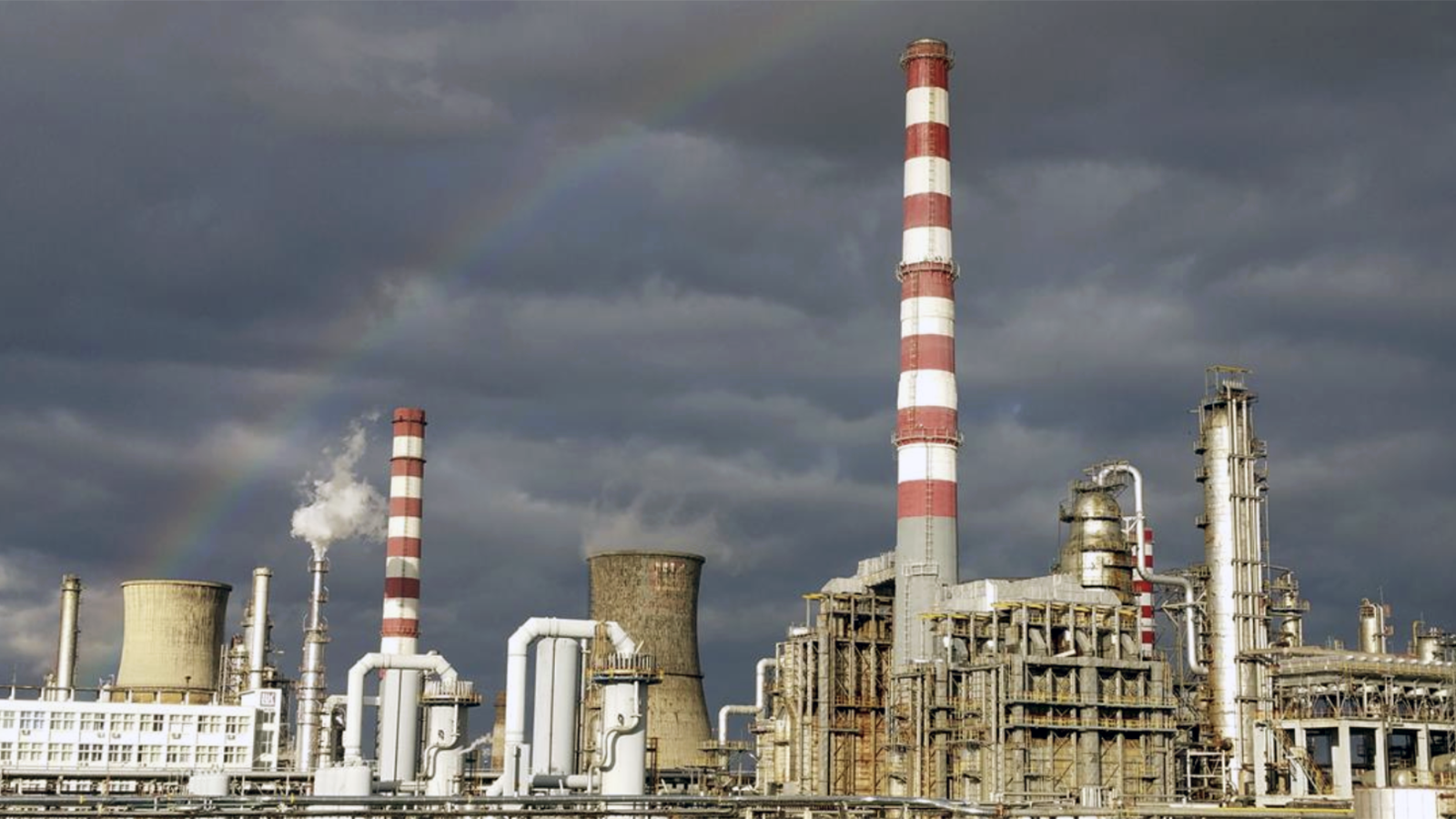 Refinería Petrotel Ploiesti de Lukoil en Rumanía. - Lukoil