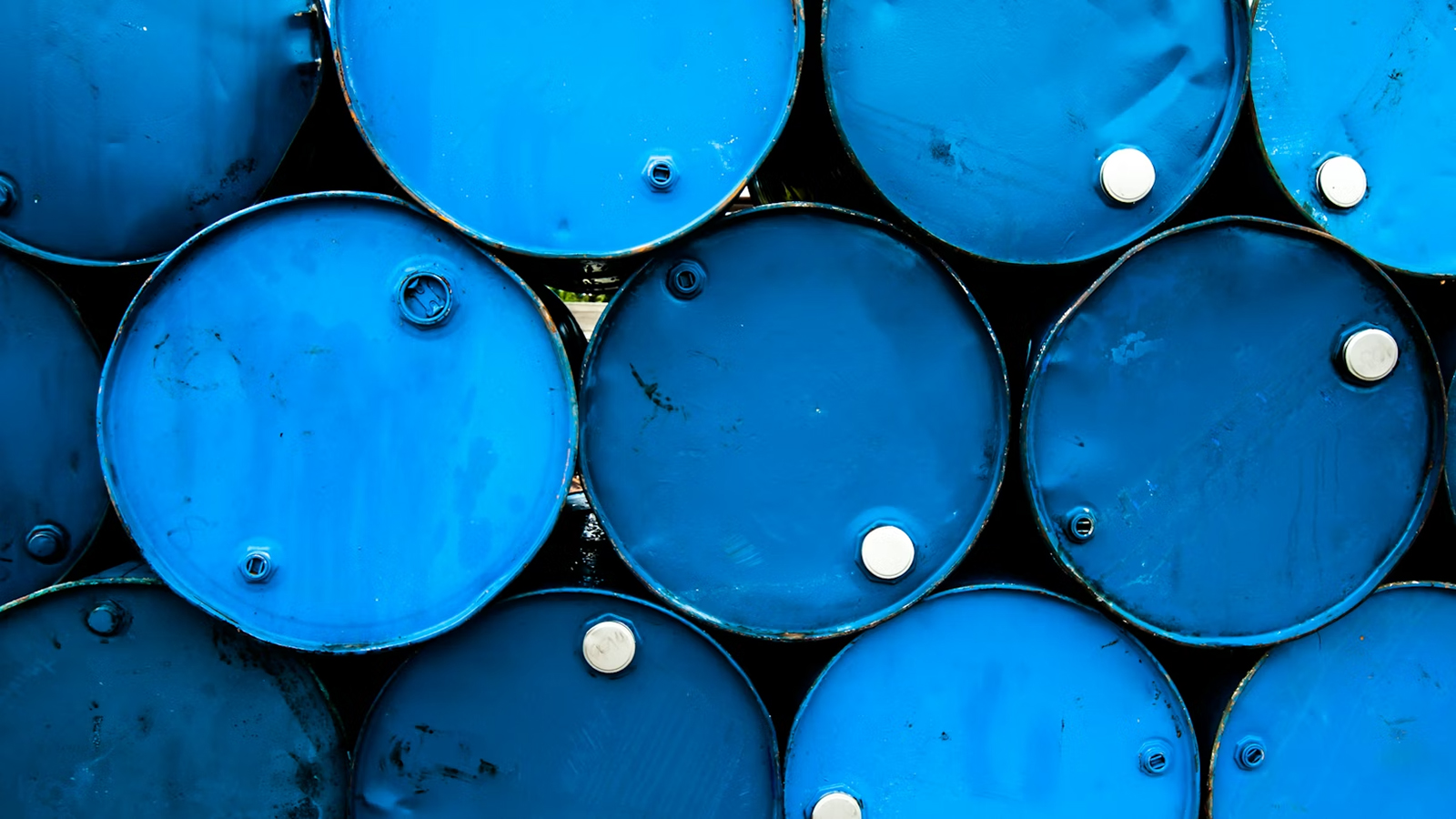 La OPEP+ mantiene congelada la producción pese al encarecimiento del petróleo