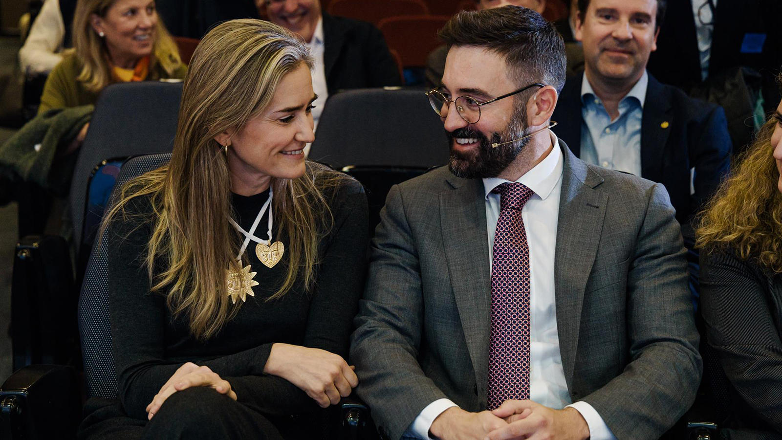 La vicepresidenta del Gobierno y ministra para la Transición Ecológica y el Reto Demográfico, Sara Aagesen, y el secretario de Estado de Energía. - Joan Groizard - Carlos Luján - Europa Press 