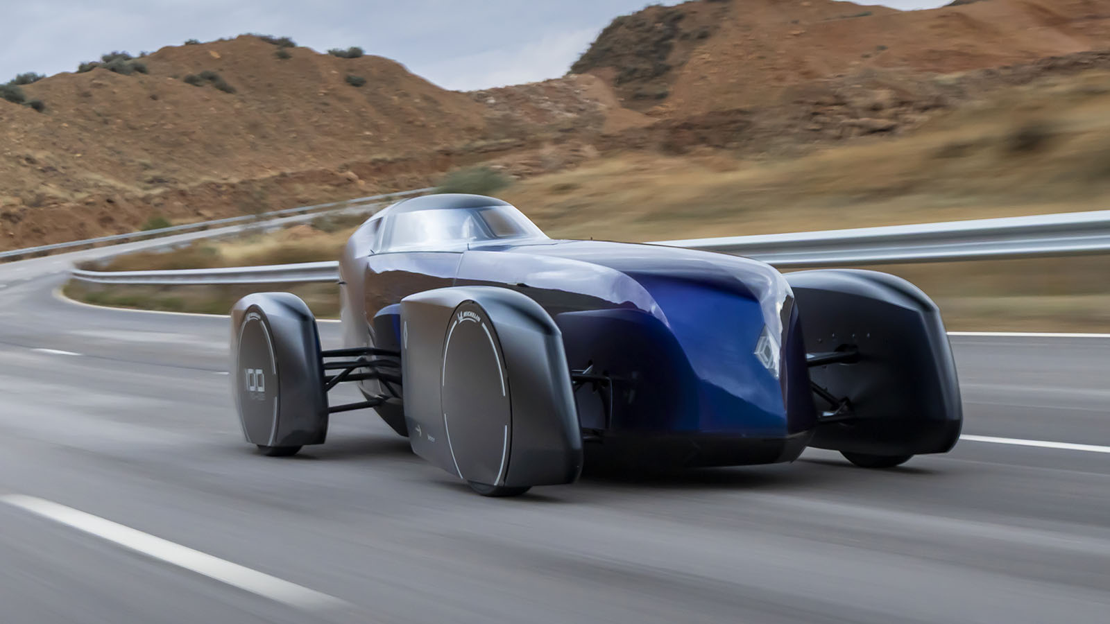 Al finalizar, el prototipo aún conservaba un 11% de carga - Renault /></p><p>Lejos de ser un simple prototipo de exposición, el Filante Record 2025 actúa como un v<strong>erdadero laboratorio rodante</strong>, donde Renault valida tecnologías clave para reducir el gasto energético en eléctricos. Desarrollado por <a href=