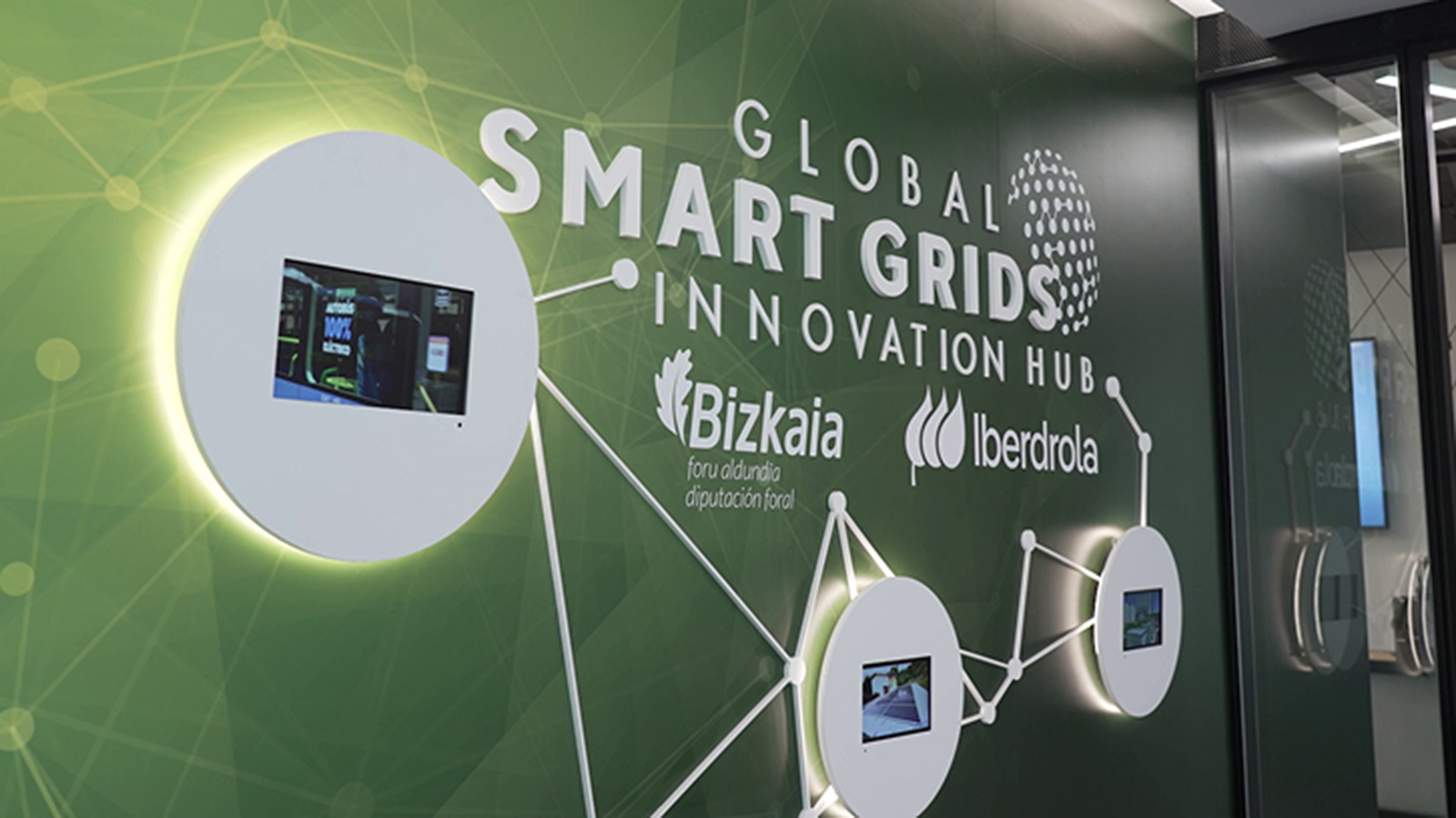 'Global Smart Grids Innovation Hub' (GSGIH). - Iberdrola