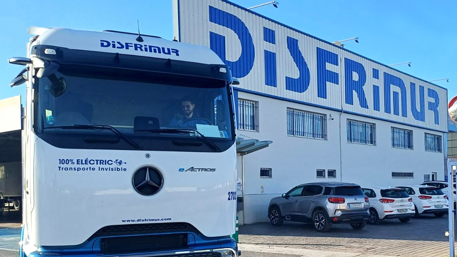 Iberdrola y Grupo Disfrimur avanzan en su estrategia de descarbonización gracias a los CAEs. - Iberdrola