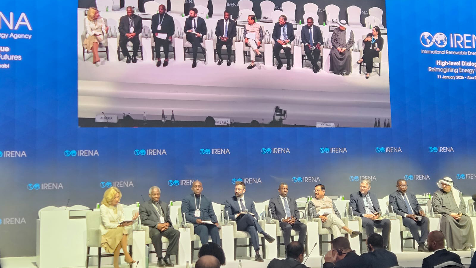 Joan Groizard, en la 16ª Asamblea de la Agencia Internacional de Energías Renovables (Abu Dabi), donde España ostenta la vicepresidencia.  - Miteco