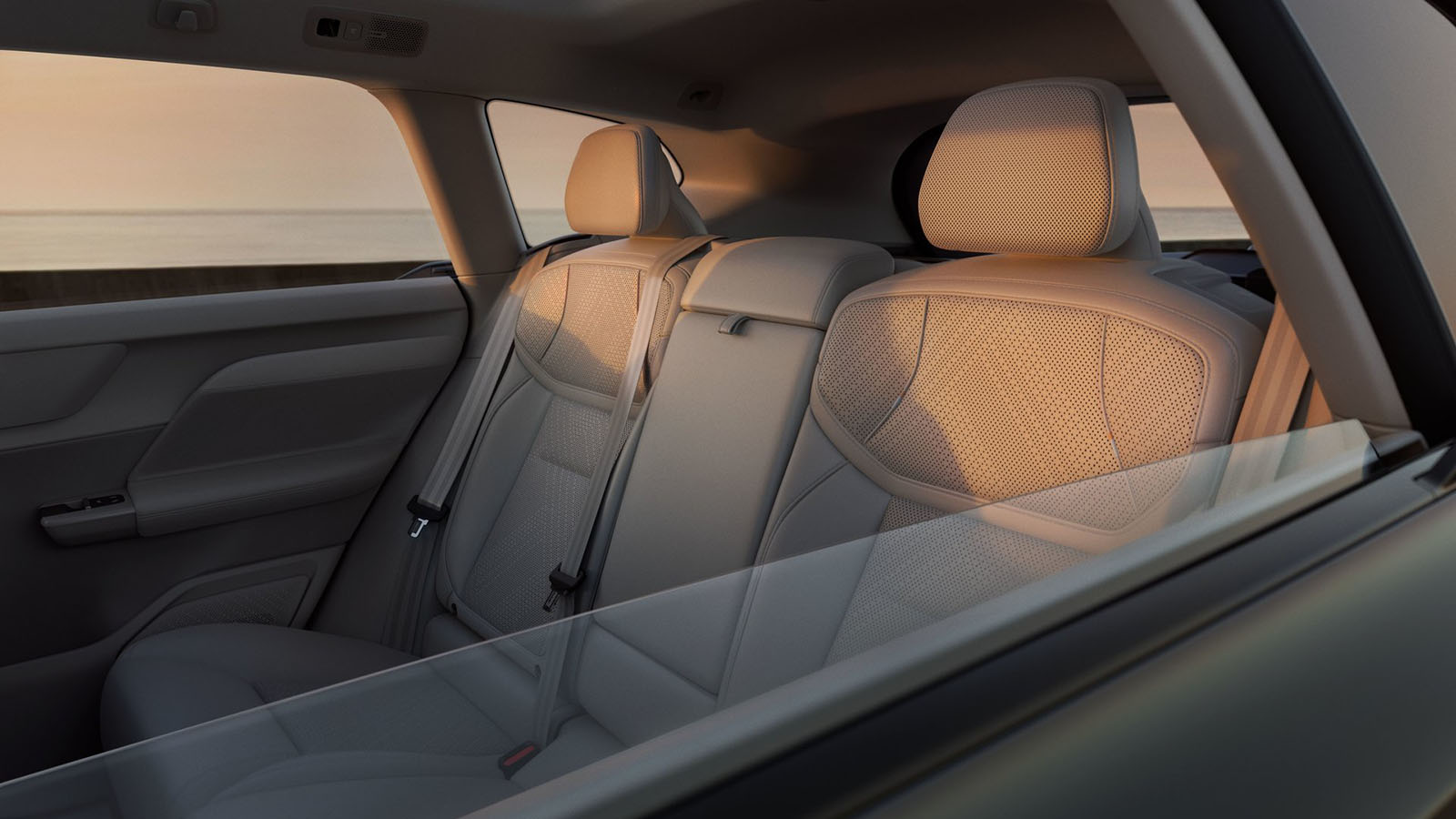 La seguridad de los ocupantes sigue siendo clave para la marca.  - Volvo /></p><p>Fiel a la tradición de la marca, el EX60 llega con la <strong>última evolución del estándar de seguridad de Volvo</strong>, por encima incluso de los requisitos normativos. La estructura se apoya en una jaula reforzada con acero de boro y en un conjunto de sensores que monitorizan de forma constante el entorno del vehículo para anticiparse a posibles riesgos.</p>
<blockquote><p>Relacionado:</p><p><a href=