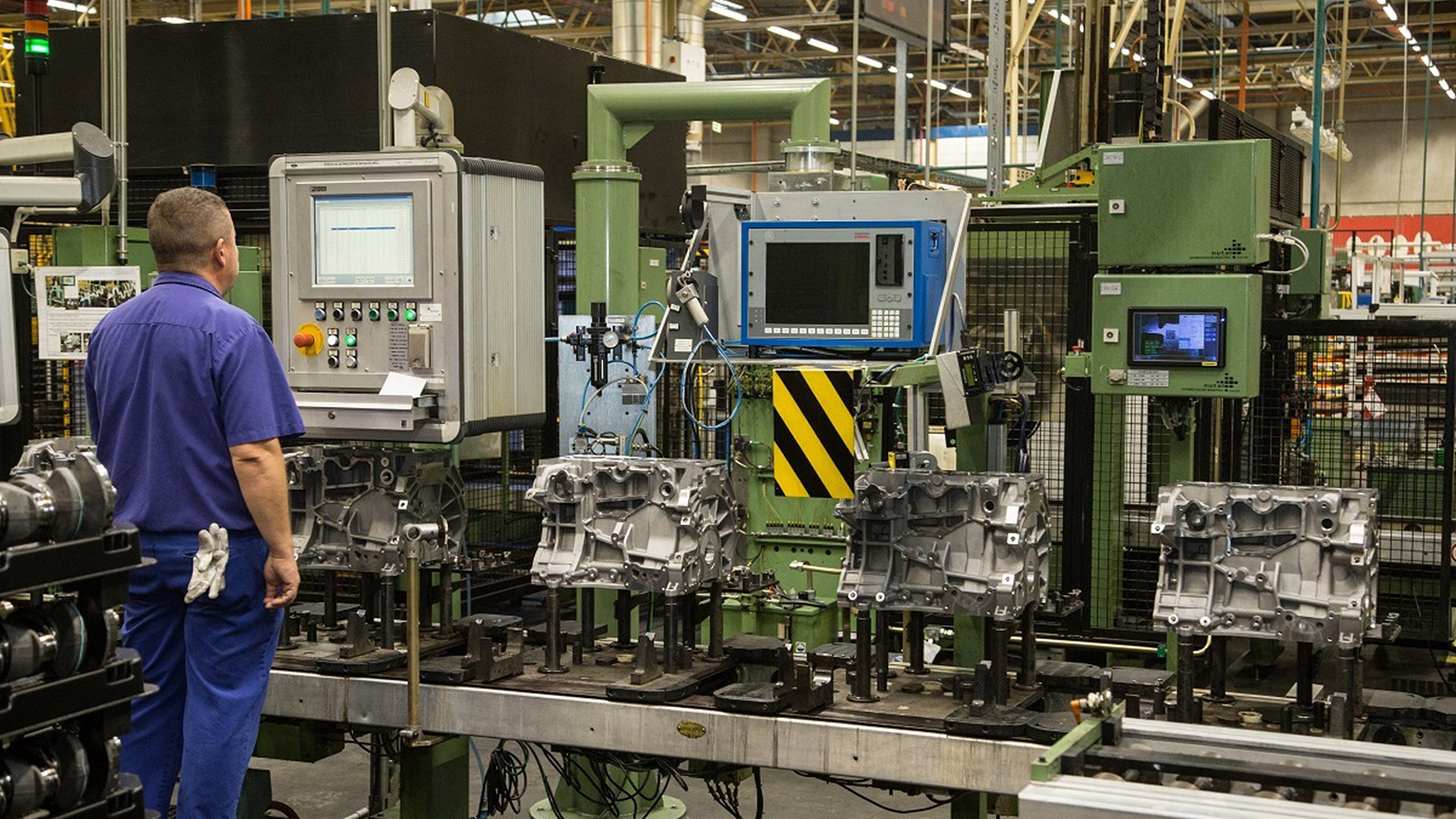 Ingenieros de la planta de Ford en Almussafes (Valencia). - Ford