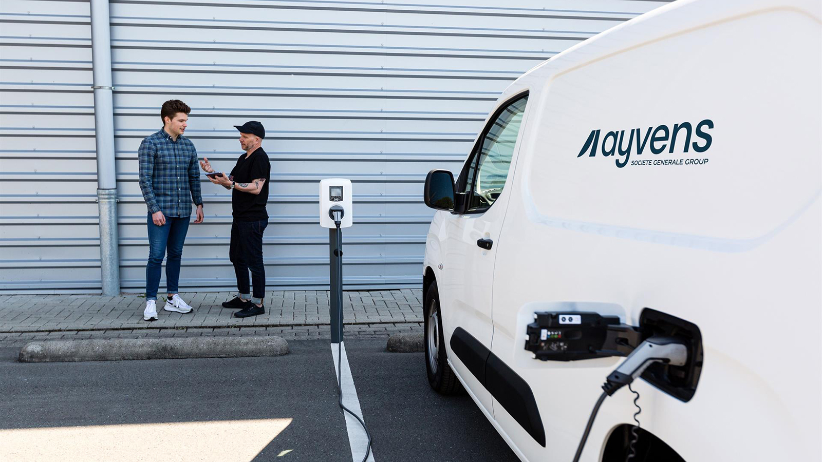 Ayvens España lanza 'Ayvens Research Lab', su nueva plataforma de análisis en movilidad sostenible. - Ayvens