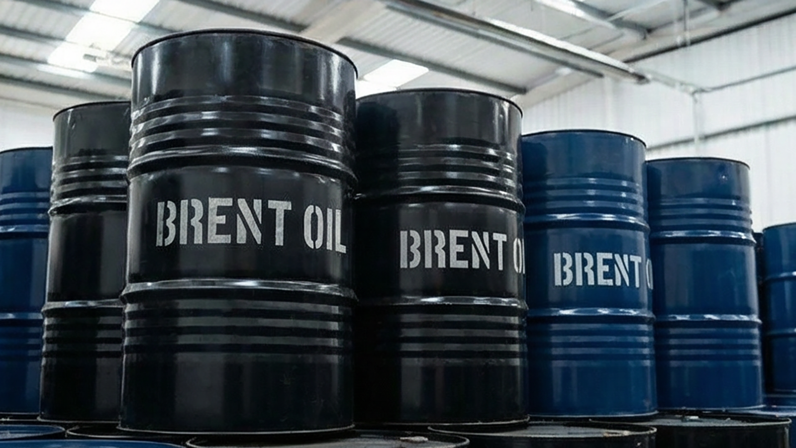 Imagen de recurso generada con IA de barriles de petróleo Brent. - Nano Banana
