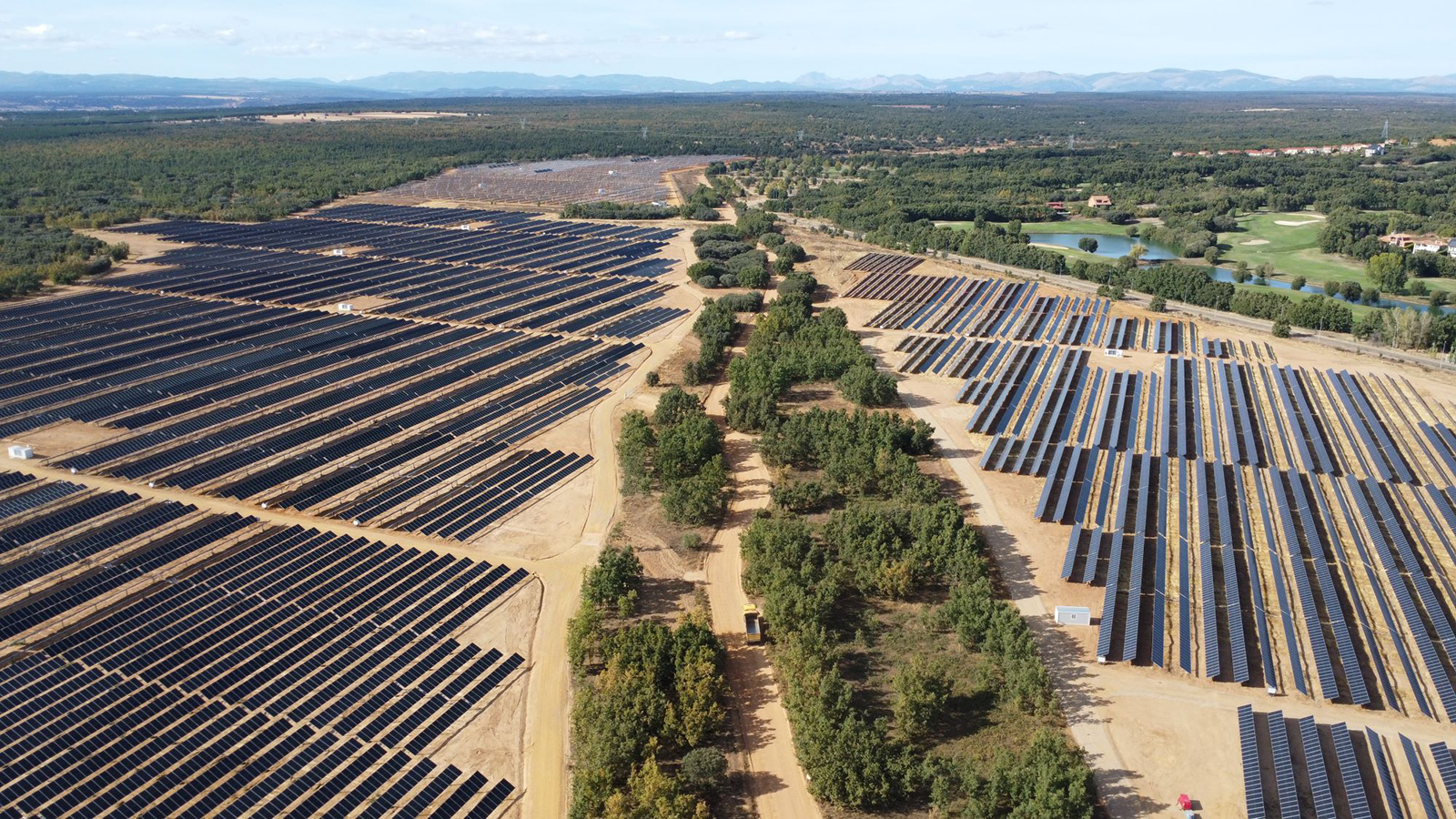 McDonald’s ha firmado un acuerdo PPA a 10 años con Axpo para el suministro de energía renovable. - Axpo