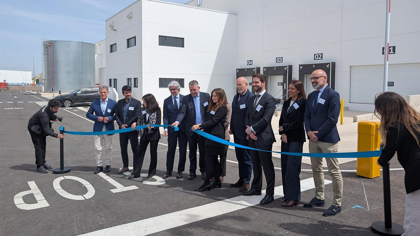 Inauguración de la primera planta de ensamblaje de XCharge en Europa en Silla (Valencia). - Europa Press