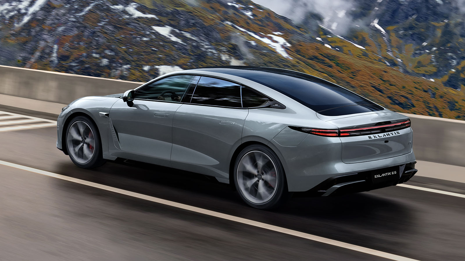 Su diseño es fluido y elegante.  - Exlantix /></p><p>El propio nombre EXLANTIX revela parte de su identidad. <strong>Inspirado en la mítica Atlántida</strong>, evoca una combinación de innovación, sofisticación y visión de futuro. Esta narrativa no es meramente estética: busca reforzar el posicionamiento de la marca como un referente en movilidad avanzada, con una fuerte carga tecnológica y una clara orientación hacia el diseño.</p>
<p>Más allá del relato, la propuesta se materializa en una gama concebida desde cero como electrificada. EXLANTIX apuesta por <strong>plataformas de 800 voltios</strong>, una arquitectura que comienza a consolidarse en el segmento premium por su capacidad para reducir los tiempos de carga y mejorar la eficiencia energética. Este enfoque permitirá ofrecer recargas ultrarrápidas, un elemento cada vez más valorado por los usuarios de vehículos eléctricos.</p>
<h3>Los primeros modelos: ES y ET</h3>
<p><img src=