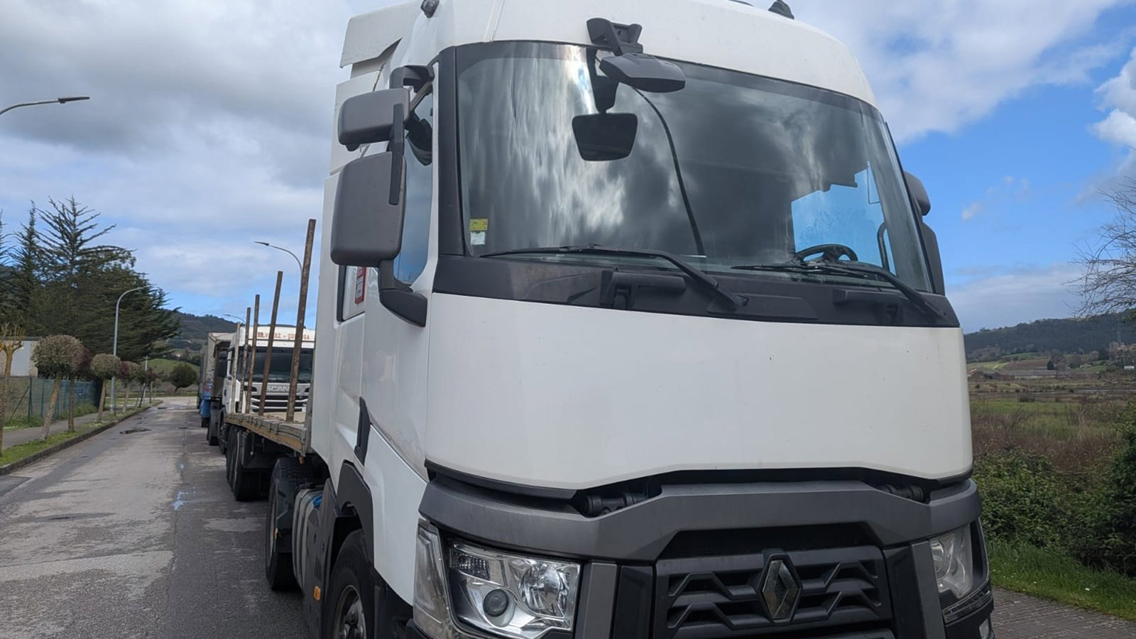 Camiones. Transporte por carretera. Trailer. - Europa Press