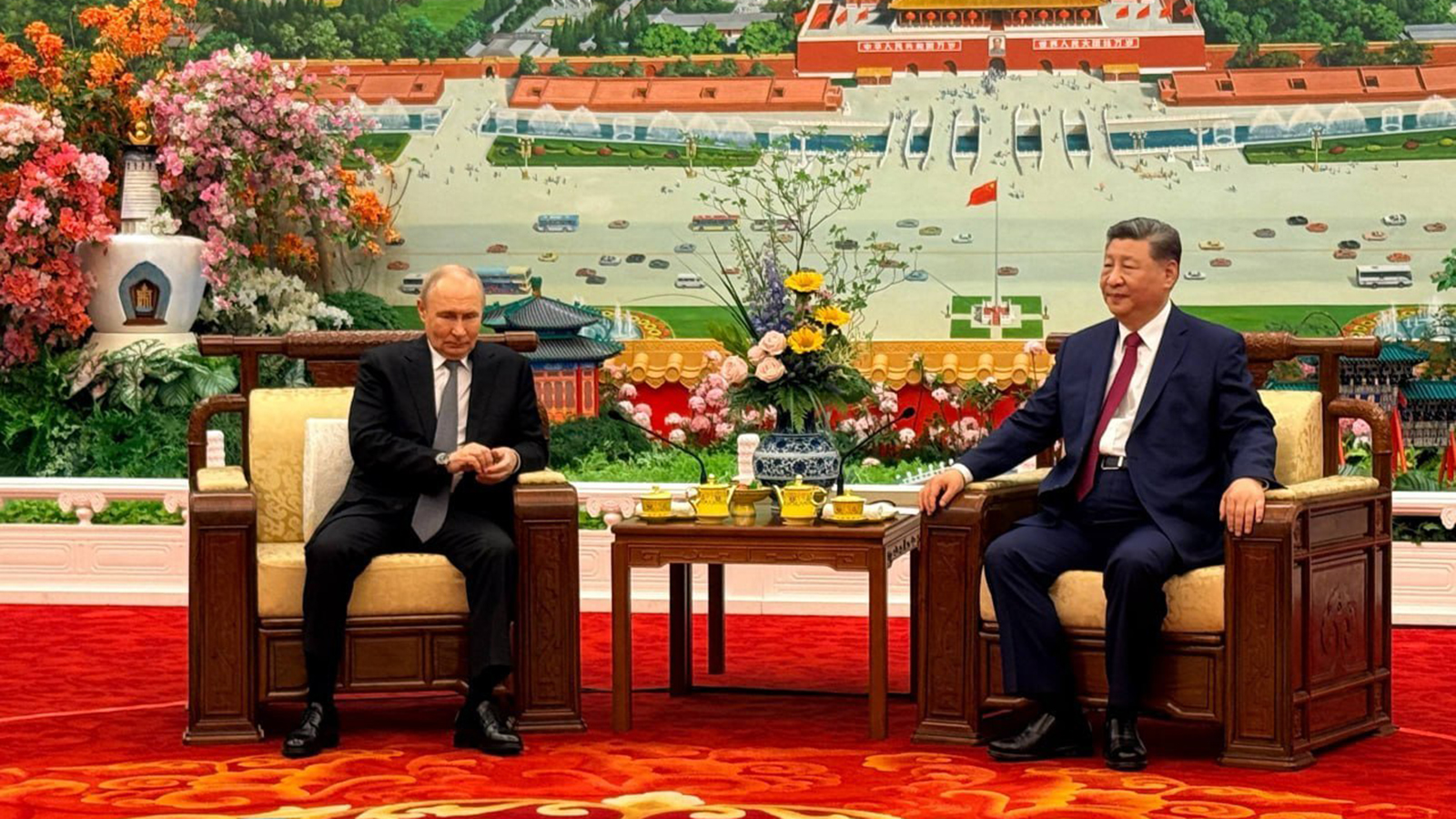 Vladimir Putin y Xi Jinping firmaron la Declaración Conjunta de la Federación Rusa y la República Popular de China sobre el Fortalecimiento Adicional de su Asociación Integral y Cooperación Estratégica, y la Profundización de sus Relaciones de Vecindad, Amistad y Cooperación. - Kremlin